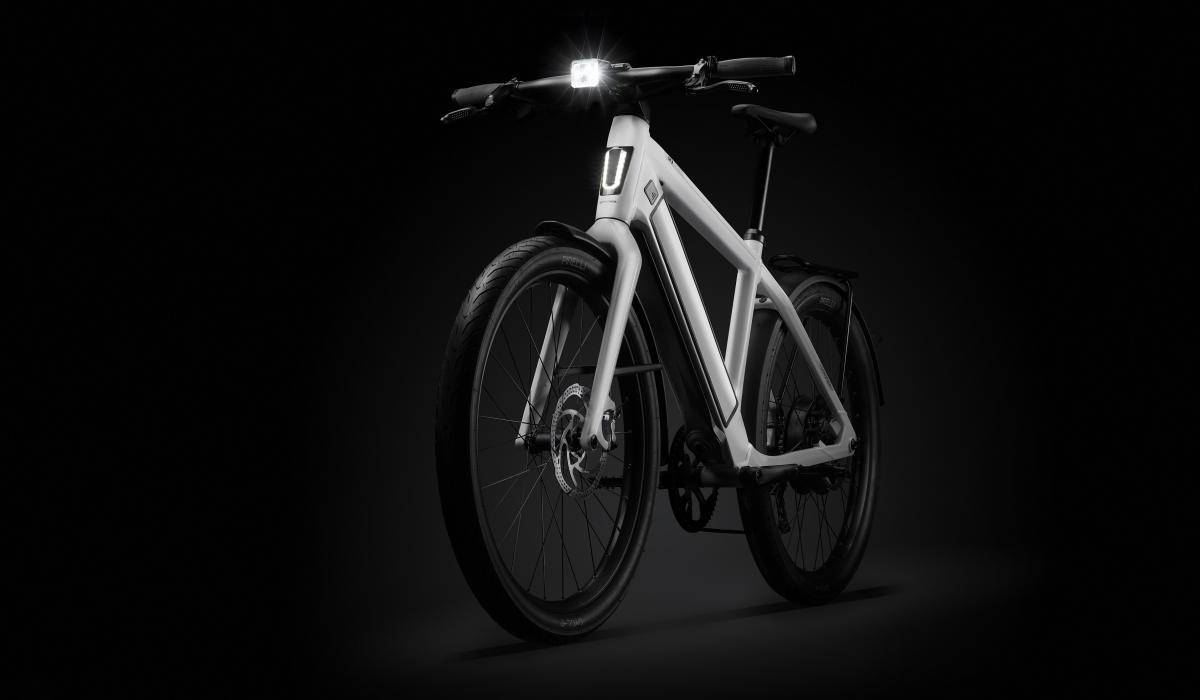 Vélo électrique Stromer ST3 avec une position de conduite personnalisable.