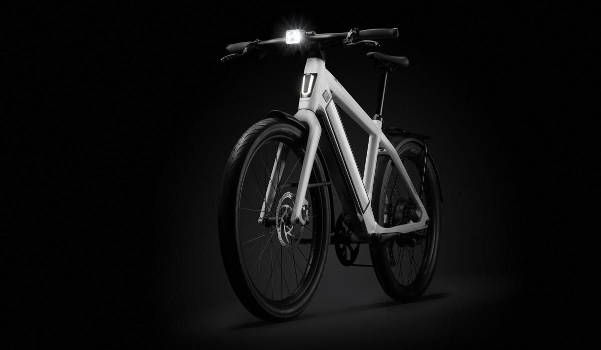 Vélo électrique Stromer ST3 Pinion avec position de conduite personnalisable.